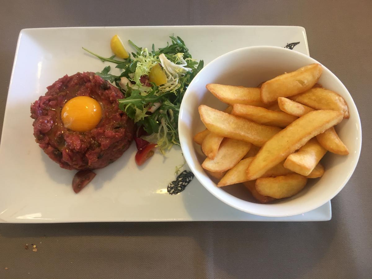 La Cle Des Champs Hotel Montmelian Luaran gambar