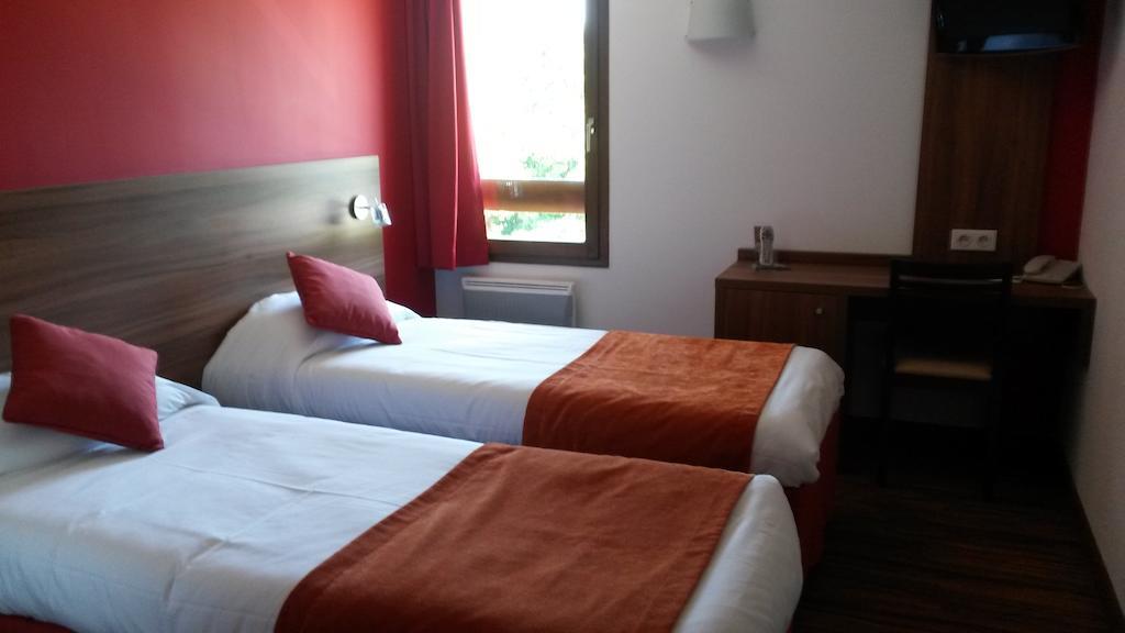 La Cle Des Champs Hotel Montmelian Bilik gambar